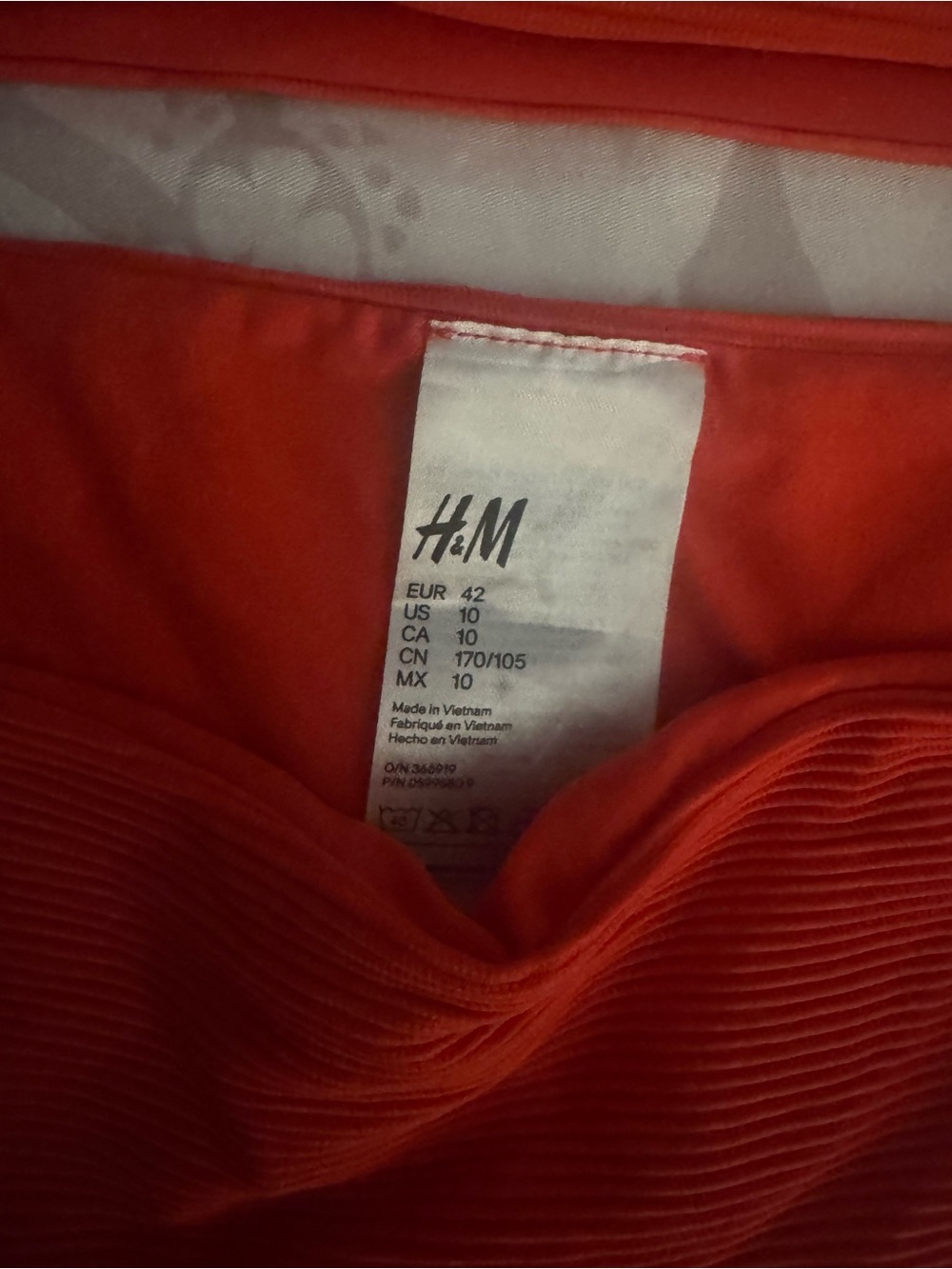H&M Red Ribbed Two-Piece Bikini Set - Picture 2 of 3